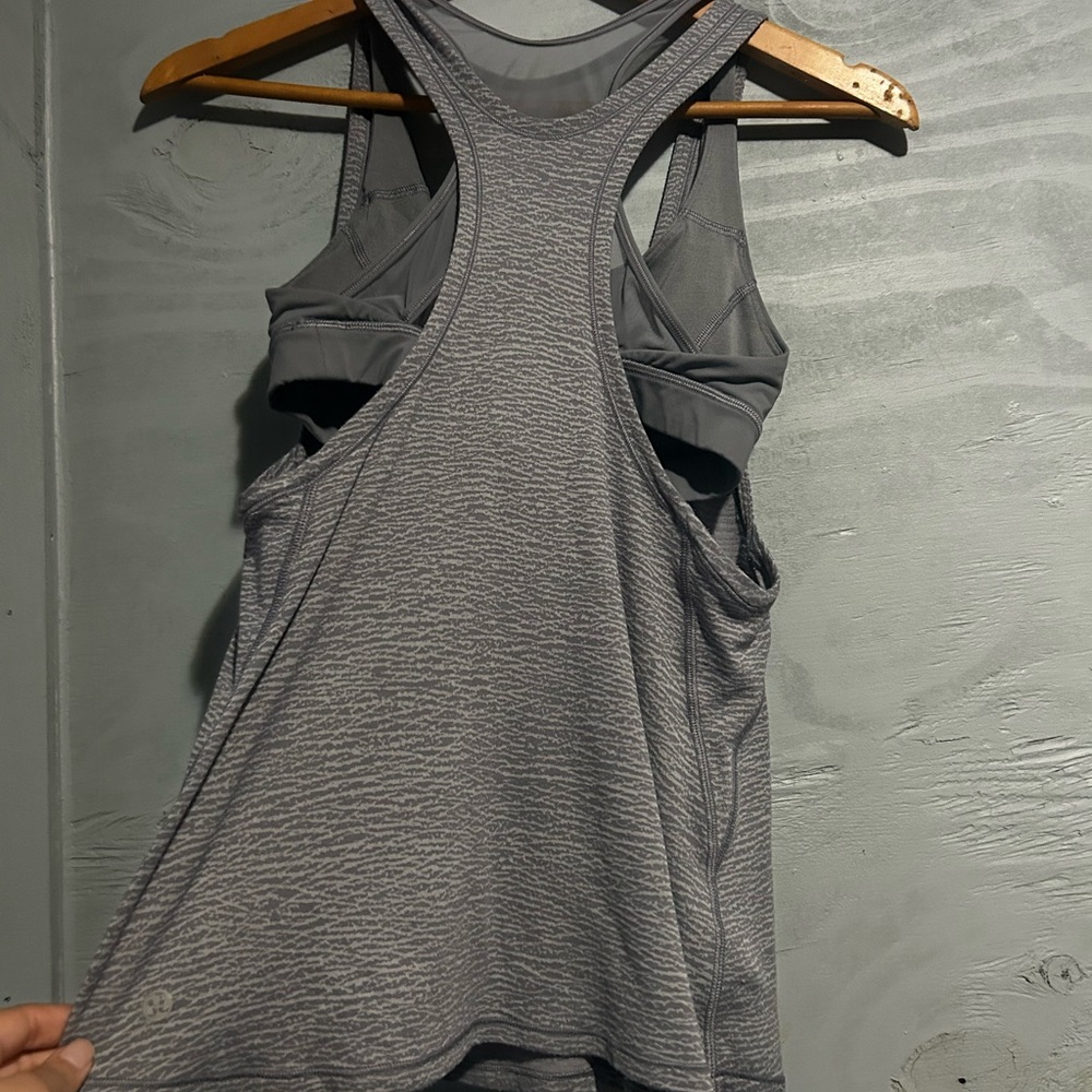 Lululemon - Picture 5 of 6